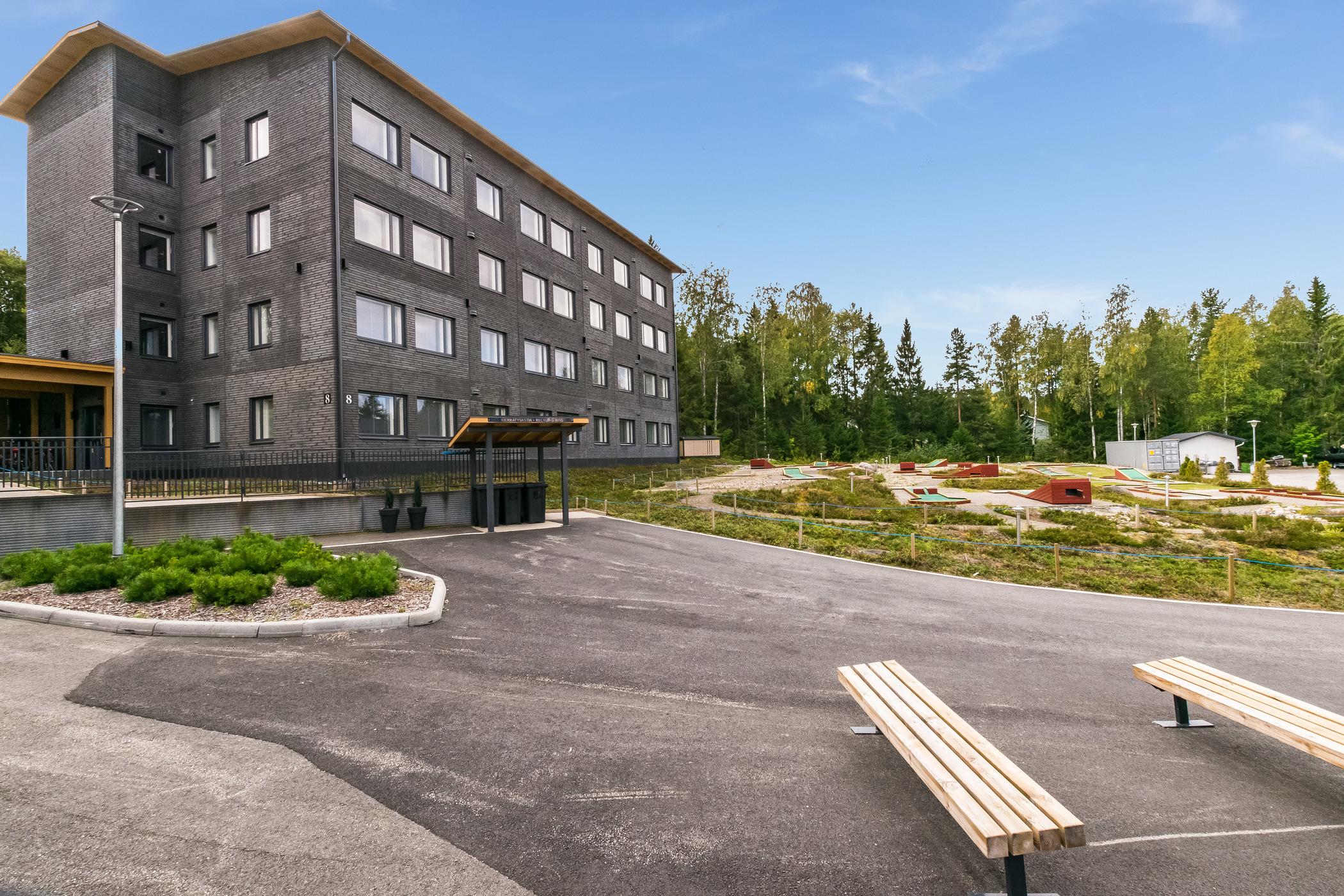 VUOKATTI SUITES HILLSIDE 3, Sotkamo, cottage, 14483 | Lomarengas