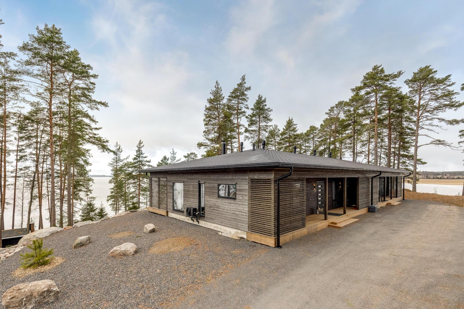 SAUNAMÄKI RESORT VILLA M, Salo, vuokramökki, 16207 | Lomarengas