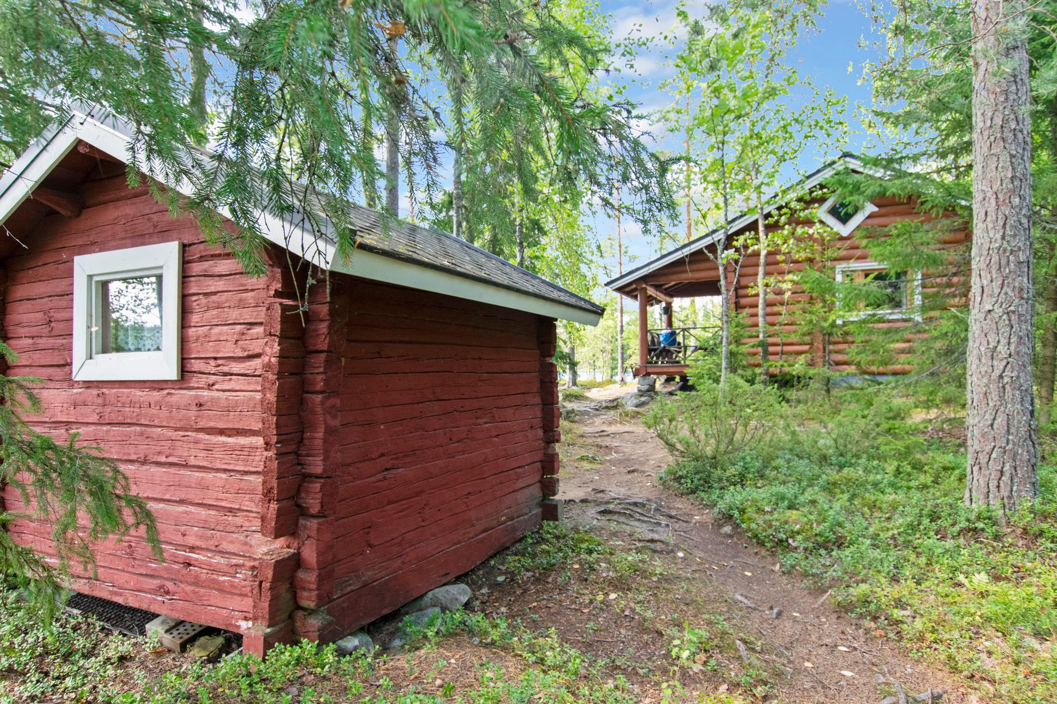 Kalliosaari Saarijärvi Vuokramökit